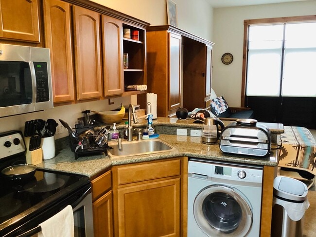 Building Photo - Furnished! Downtown Studio Flat in Manhattan