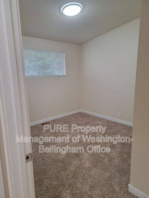 Building Photo - 3350 Cherrywood Ave