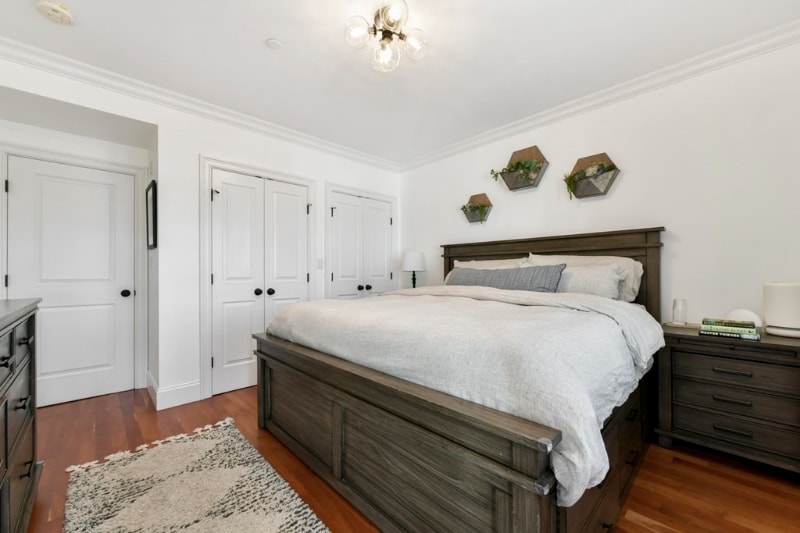 Building Photo - 49 L St