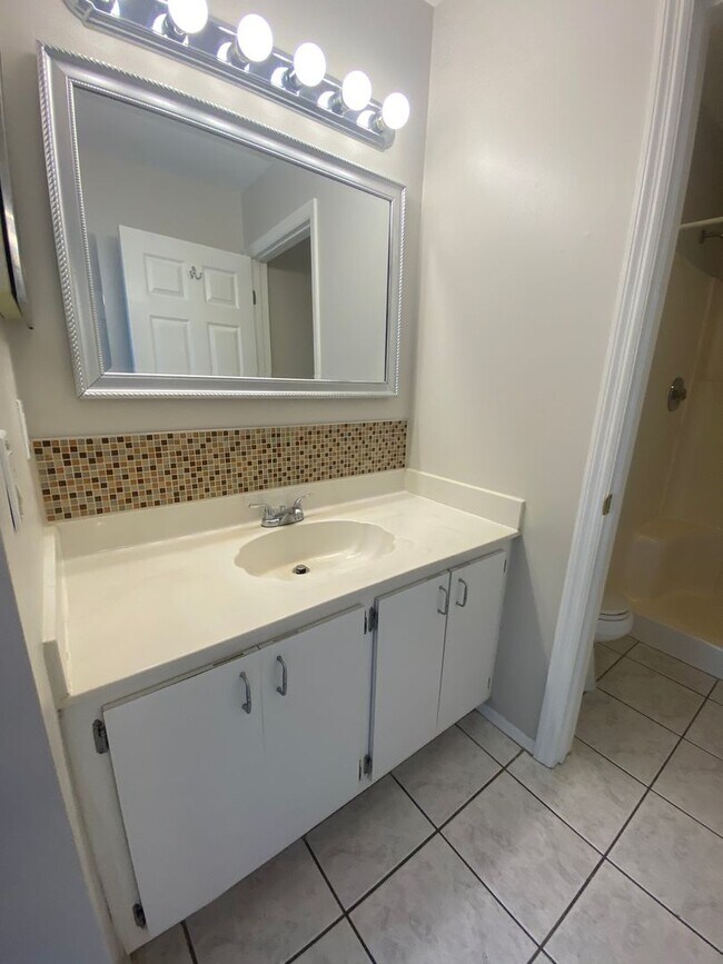 Building Photo - 3300 Loveland Blvd