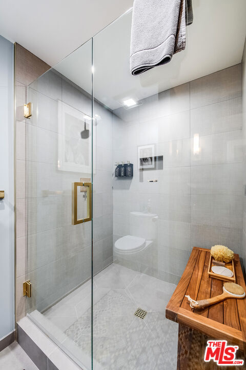 Building Photo - 4635 N Clybourn Ave