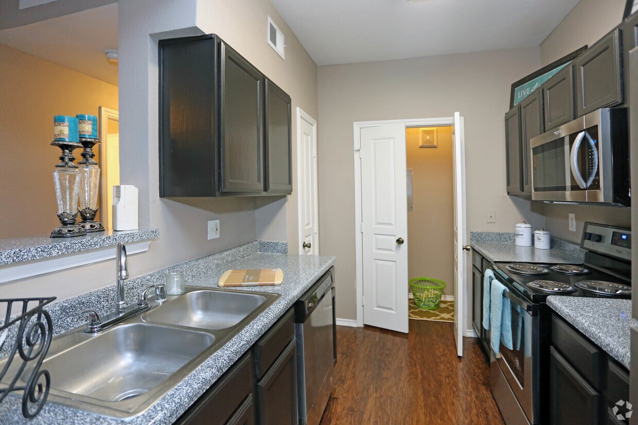 Bardin Greene Apartments Arlington Tx Apartment Finder