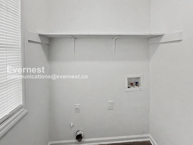 Building Photo - 2785 Brookhill Ct