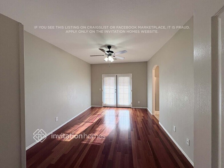 Building Photo - 2509 N Silverado