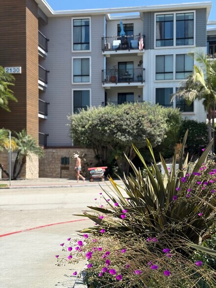 Front of Building - 2130 Vallecitos