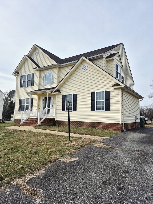 Building Photo - 7221 Oakmere Ct