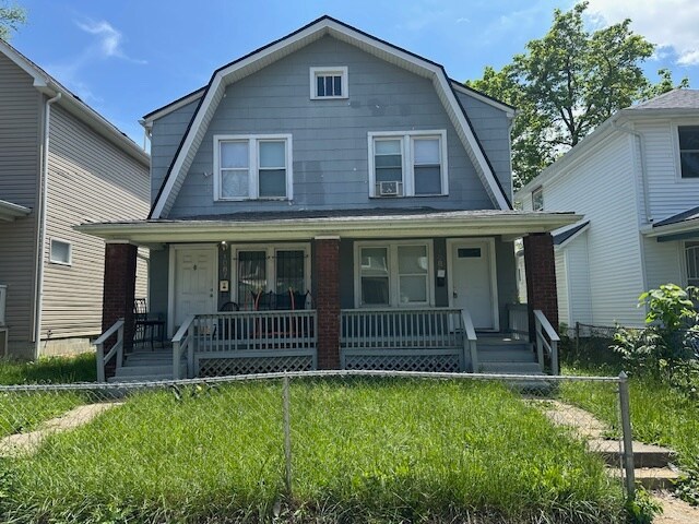 Primary Photo - 1085 E 16th Ave
