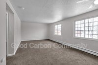 Building Photo - 303 Beattie Ave