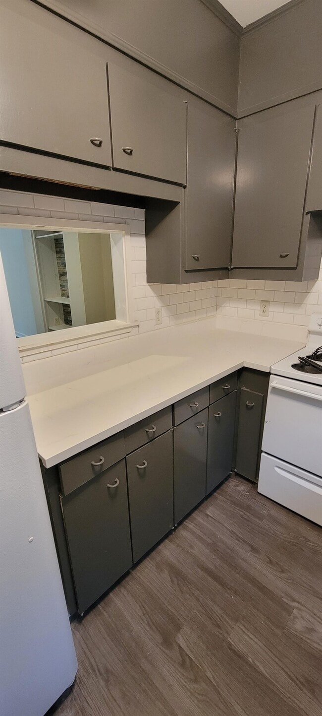 Building Photo - 1055 Quinn St