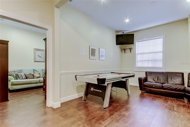 Building Photo - 2107 Portofino Pl