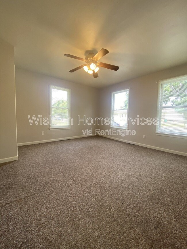 Building Photo - 524 N Johnson St