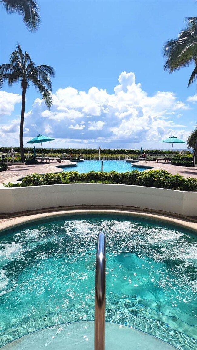 Building Photo - 4600 N Ocean Dr