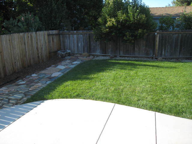 Building Photo - Charming 3-bedroom, 1-bathroom home!