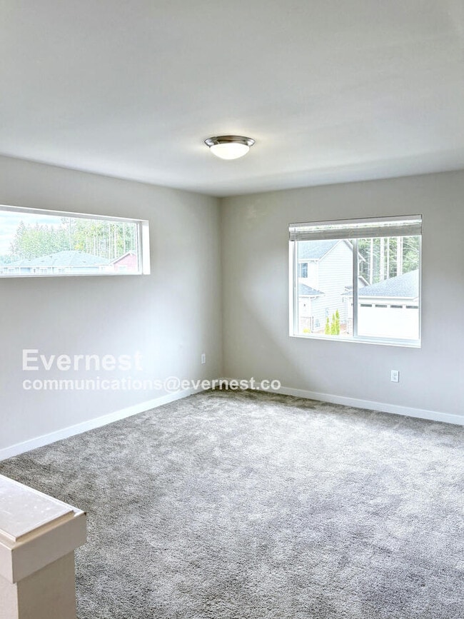 Building Photo - 18020 133rd Ave E