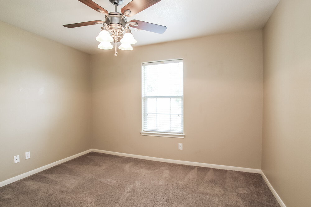 Building Photo - 29114 Red River Loop