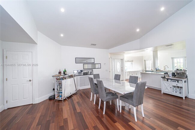 Building Photo - 9939 NW 47th Terrace