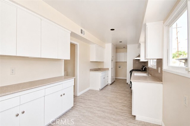 Building Photo - 1290 Brightwood St