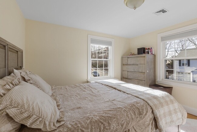 Building Photo - 20 Brae Rd