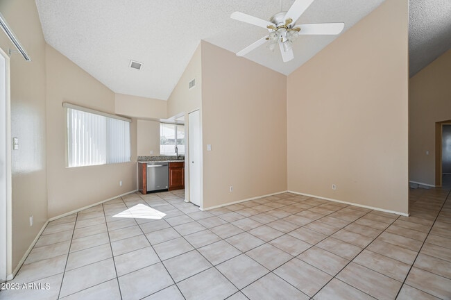 Building Photo - 7725 E Rovey Ave