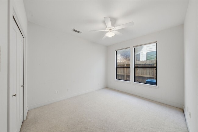 Building Photo - 1628 Van Buren St