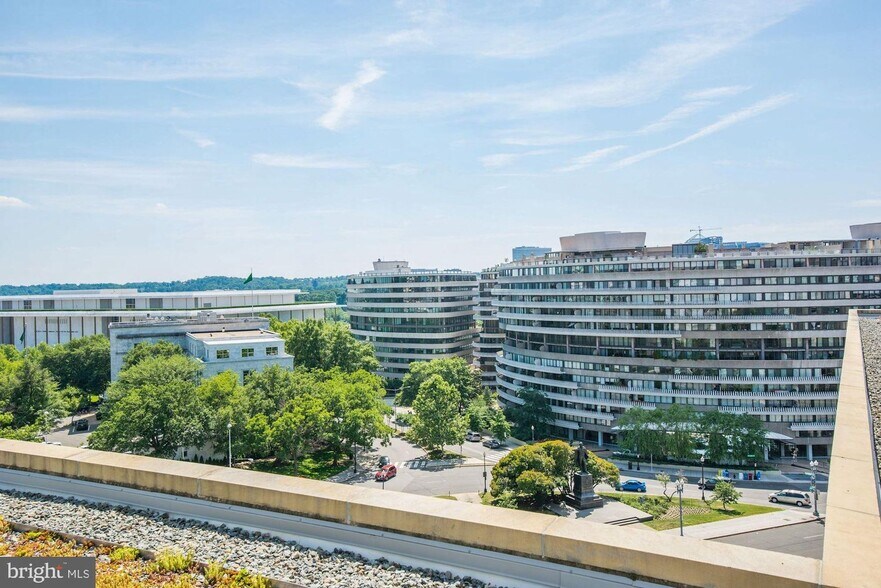 Building Photo - 2475 Virginia Ave NW