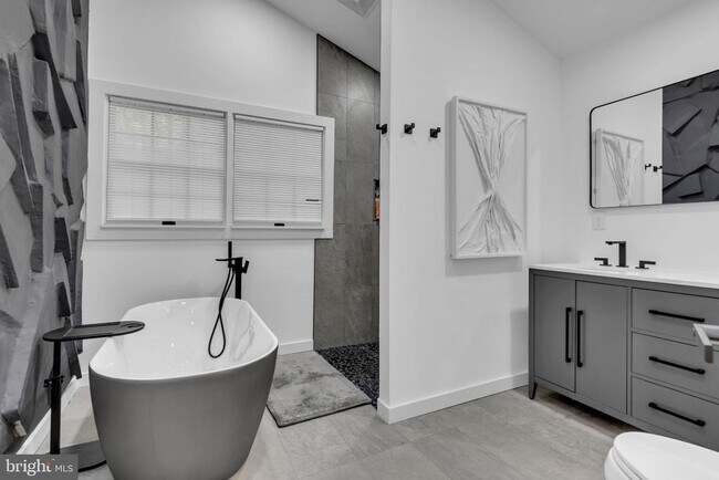 Building Photo - 4350 Lady Trisha Ct