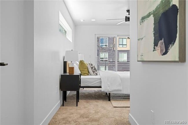 Building Photo - First Month on Us!  Gorgeous Contemporary ...