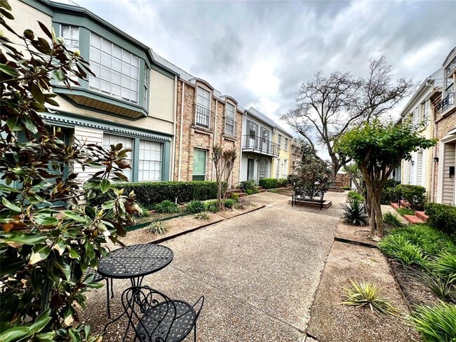 Building Photo - 3008 Brockbank Ct