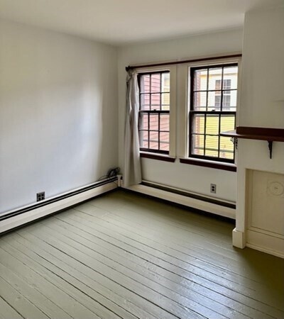 Building Photo - 20 Putnam St