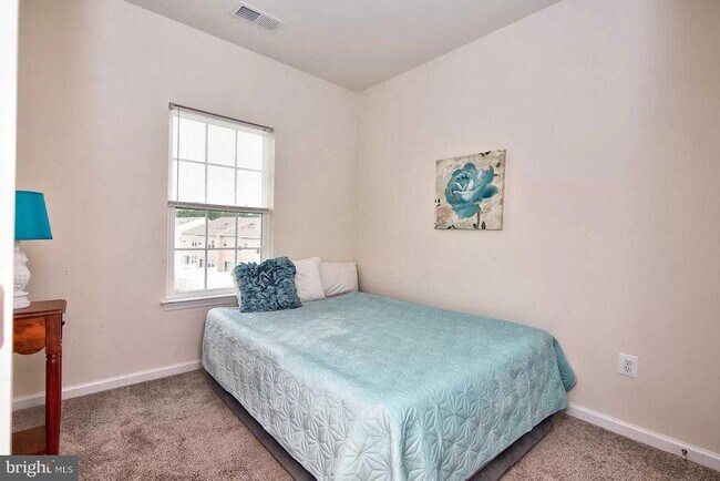 Building Photo - 2965 Galloway Pl