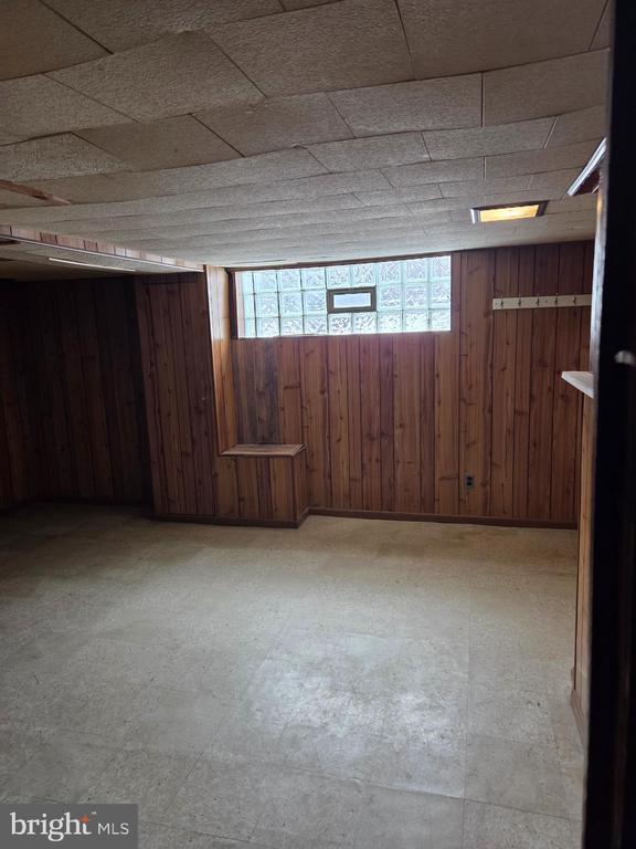 Building Photo - 1219 Passmore St