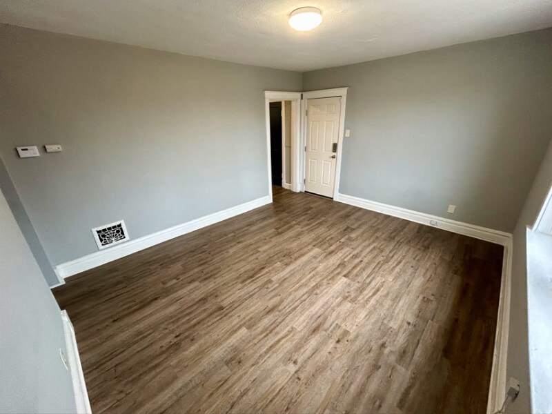 Building Photo - 2900-2906 Pestalozzi St