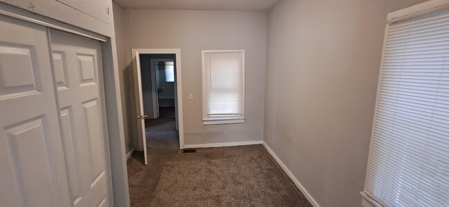 Building Photo - 1317 N 15th St