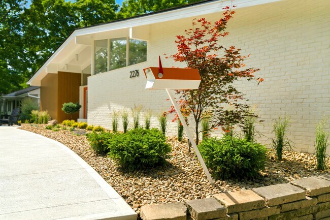 Building Photo - 2276 Johnston Rd