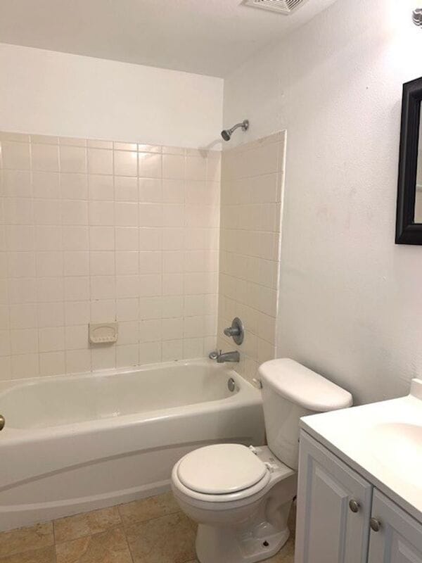 Building Photo - 10873 Windsor Walk Dr