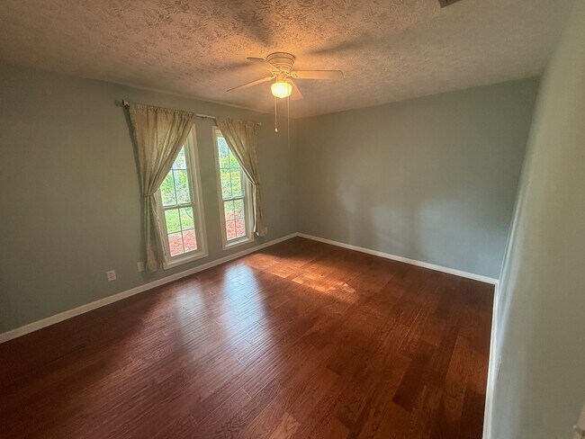 Building Photo - 2374 Stafford Dr