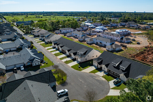 Building Photo - Cottages at Wyld Palms