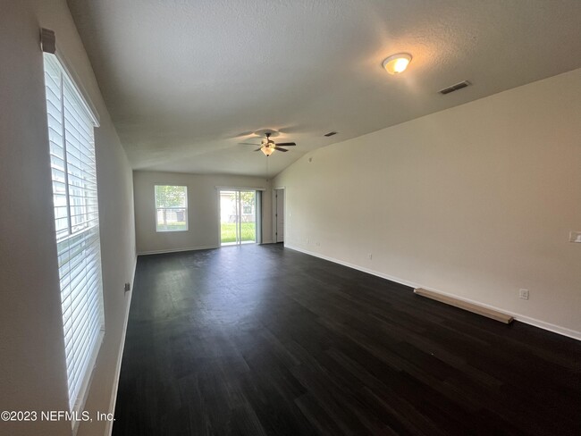 Building Photo - 8387 Cape Fox Dr