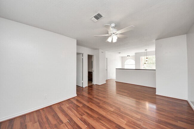 Building Photo - 8026 Big Oak Trail Dr