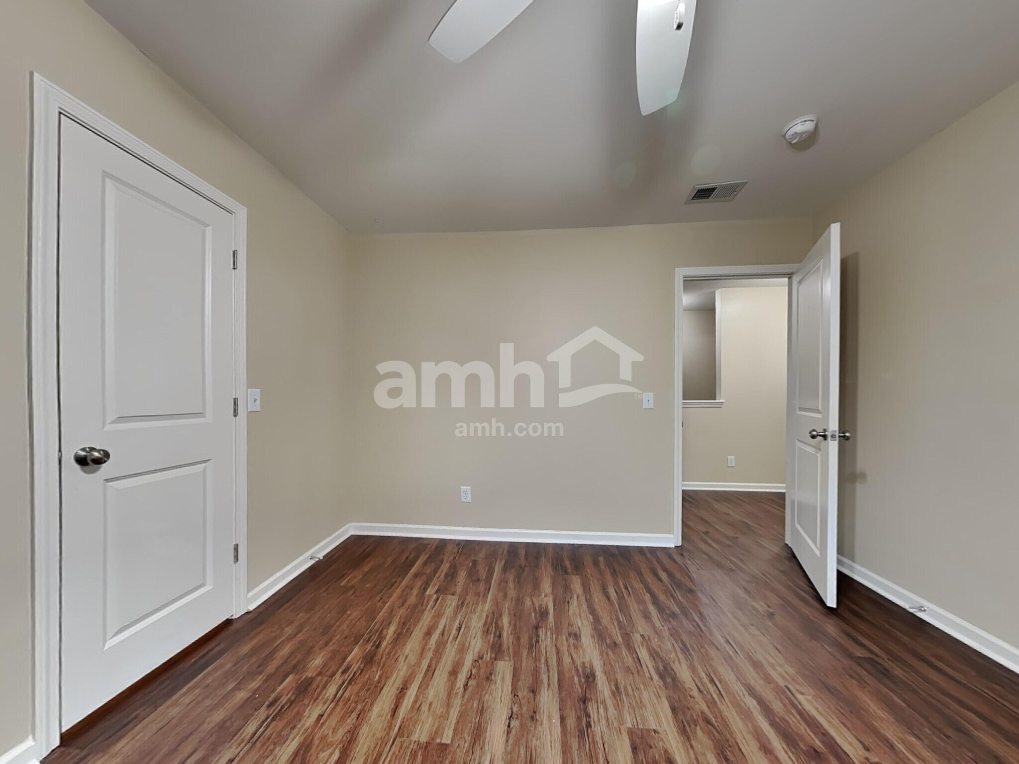 Building Photo - 498 Stonebridge Cir