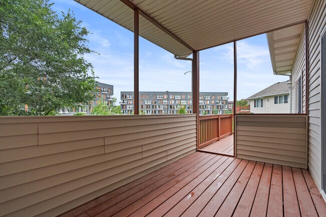 Building Photo - 13 Redtail Ct