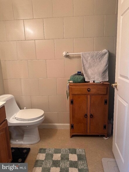 Building Photo - 633 Hampton Ave