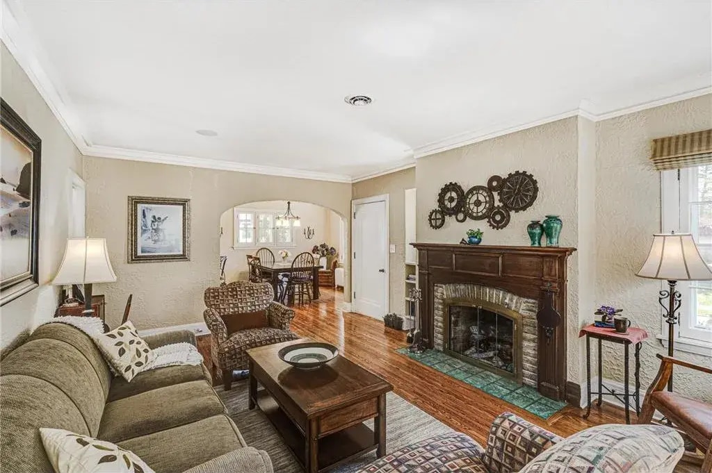 Building Photo - 5128 Sheridan Ave S