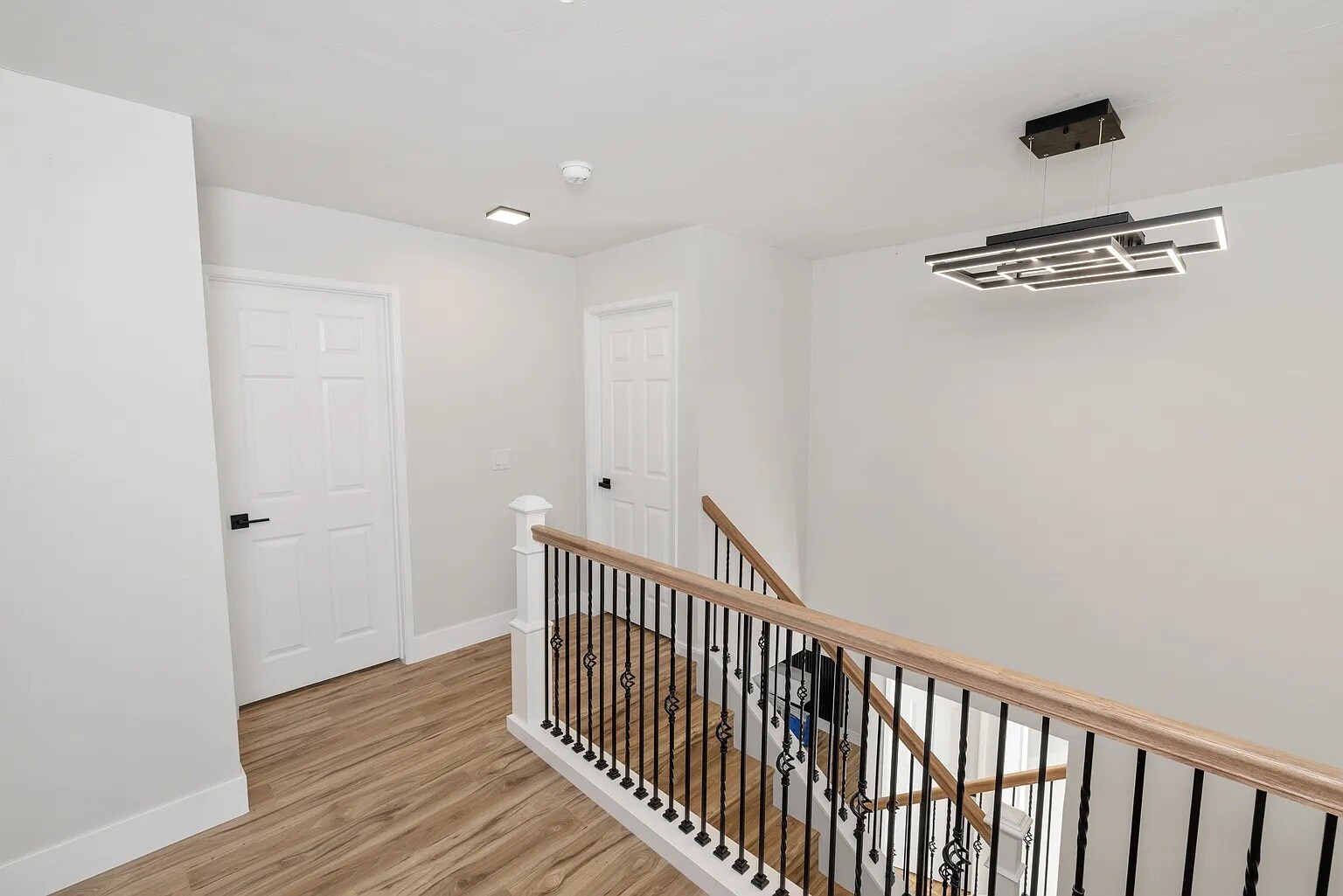 Hallway - 3106 Avenida Christina