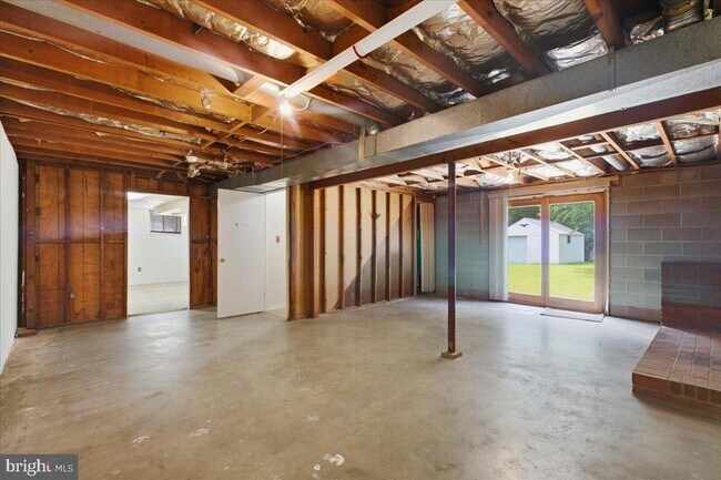 Building Photo - 1447 Knight Ave