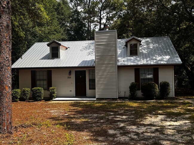 Building Photo - 358 John King Rd