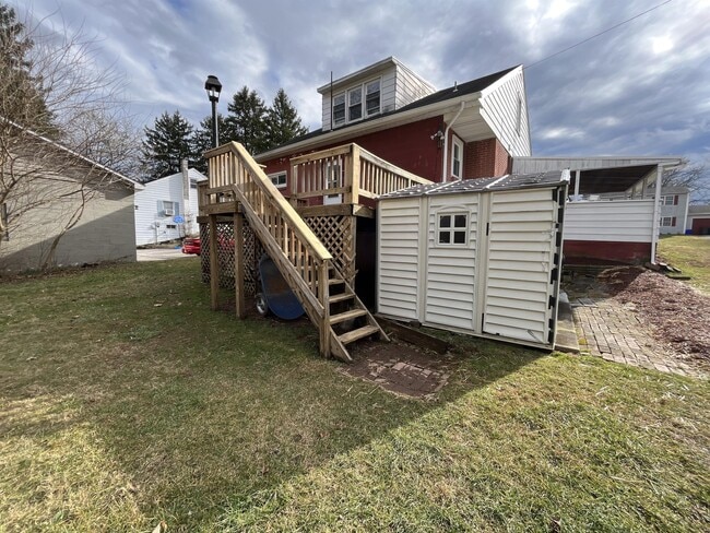 Building Photo - 2235 Middle St