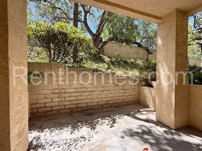 Building Photo - 11295 Provencal Pl