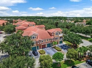 Building Photo - 12024 Villanova Dr