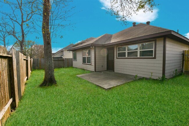 Building Photo - 946 Oak Falls Dr